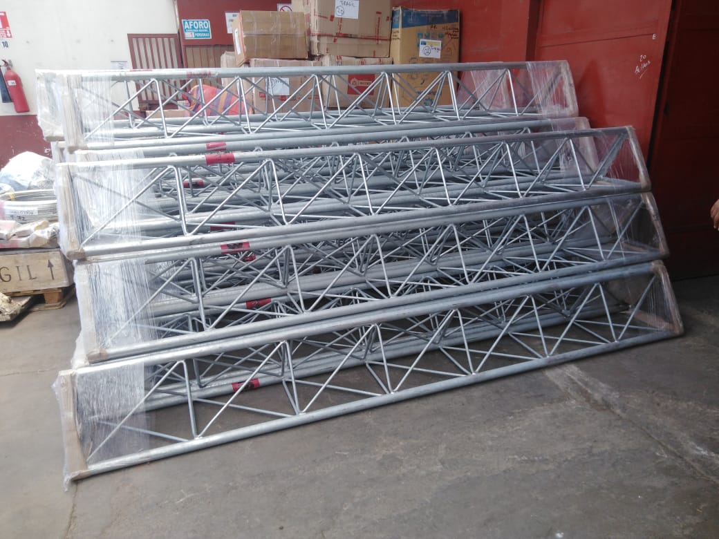 torres para antenas de comunicaciones